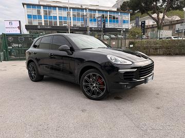 Porsche Cayenne 3.0 V6 262cv