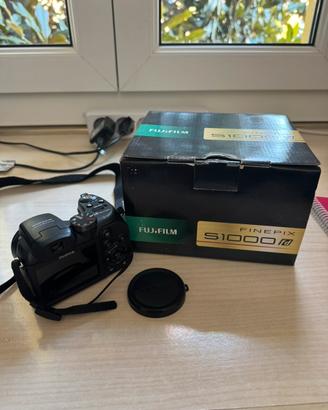 Fotocamera Fujifilm Finepix s1000 fd