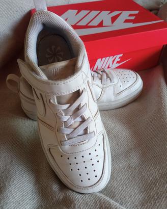 scarpe Nike bambino bianche mis 31.5 