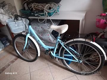 Bicicletta ragazzina