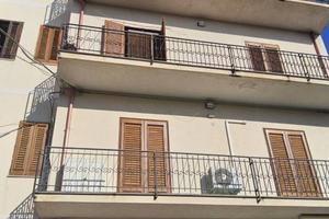 Appartamento di 100 m² con 3 locali a Monasterace