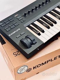 NATIVE INSTRUMENTS Komplete Kontrol A25