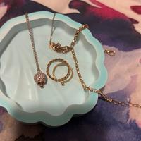Set gioielli con portagioie fatto a mano