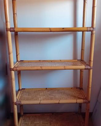 scaffale etagere di vimini 