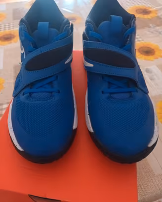 scarpe  nike n.4o