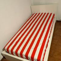 Letto singolo con materasso