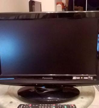 Tv lcd panasonic tx-l19x10e full hd - 20 Pollici