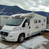 Camper semi integrale giottiline