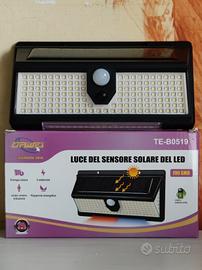 LUCE con Sensore solare a  LED