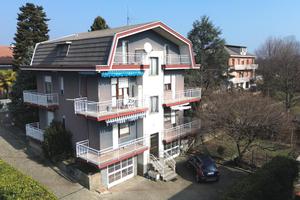 MULTILOCALE A CASELETTE