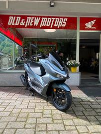 Honda pcx 125