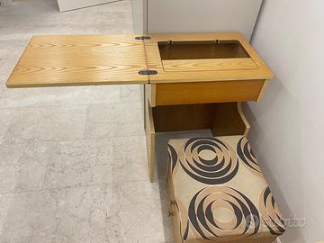 Mobiletto macchina da cucire