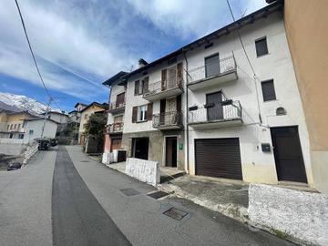 Casa indipendente di 128 m² con 3 locali e box aut