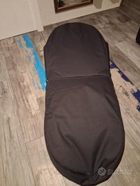 Pouf e poltrone sacco morbidi imbottiti ›