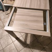 parete attrezzata, armadio e tavolo da interno 