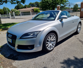 Audi TT mk2 8J 2.0 tfsi 200cv