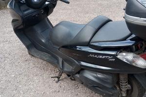 Yamaha Majesty 400