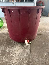 Tinozza / botte per vino con rubinetto