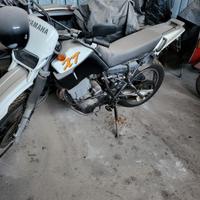 Yamaha vespa xt 600 e ASI