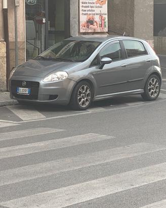 Grande punto sport