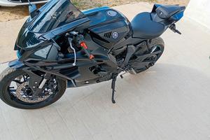 YAMAHA R7 700 12/2023 6800KM