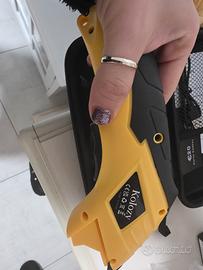 Forbici elettriche per tessuti 