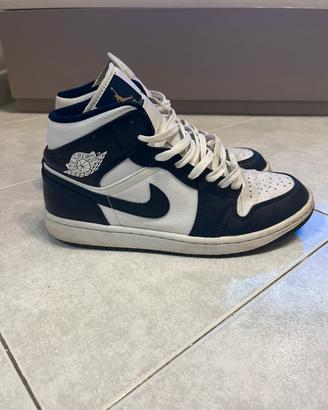 Air jordan 1 matallic gold obsidian