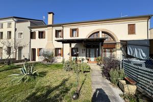 Casa Indipendente Noventa Vicentina