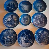 Piatti da collezione  blu royal da appendere
