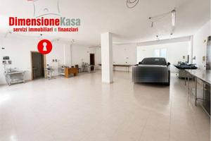 Immobile di 150 m² con 1 locale a San Felice a Can