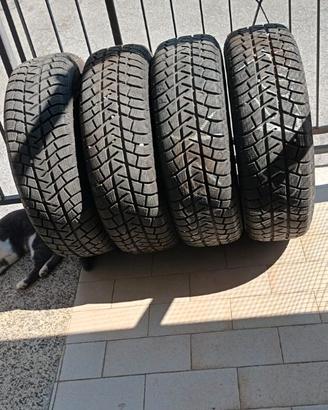 Pneumatici / Gomme Invernali 205/70/ R15 Suzuki Ji