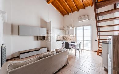 Maisonette Ristrutturata con Garage Doppio