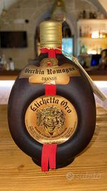 Bottiglia Vecchia Romagna Etichetta Oro