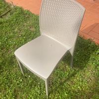 Sedia da esterno in polipropilene