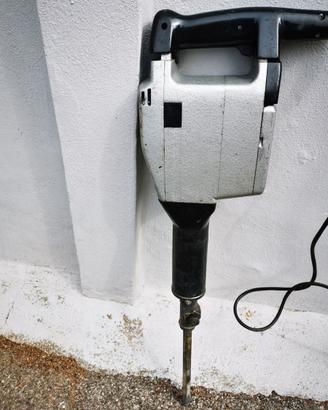 MARTELLO DEMOLITORE CALCESTRUZZO 220V - 1100 W