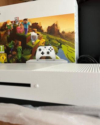 Xbox One S - 1Tera + Controller + 10 giochi