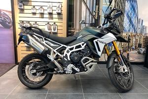 Triumph Tiger 900 rally pro