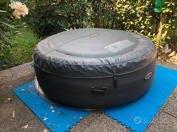 VASCA Idromassaggio in PVC  Gonfiabile per 4 perso