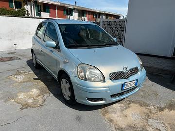 Toyota yaris 1.0 benzina 5porte