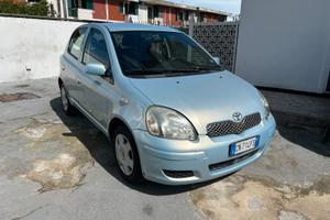 Toyota yaris 1.0 benzina 5porte
