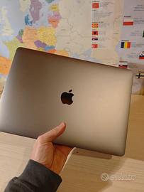 MacBook air 2020