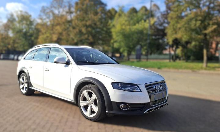 AUDI A4 allroad 2.0 TFSI S Line