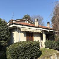 Casa indipendente a Cermenate 4 locali