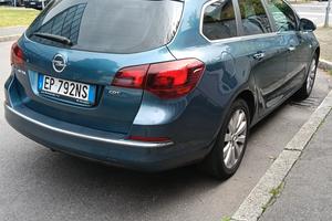 Opel Astra SW