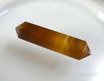 Obelisco di fluorite gialla. Provenienza Messico