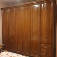 Camera da letto in noce