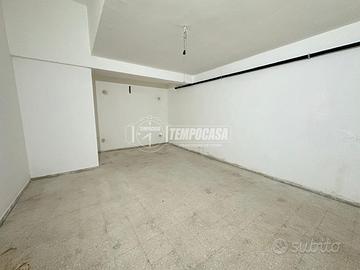 CANTINA 21mq + DEPOSITO/SOTTOSCALA 4mq