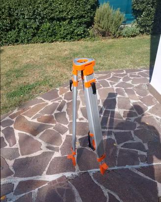 Treppiede per geometri.