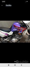 xt 600 1996 ........ 