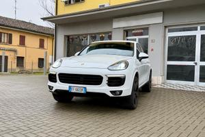 Porsche Cayenne Diesel 2016 3.0 250cv